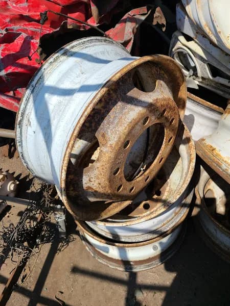 Cernovich's Auto & Truck Wreck