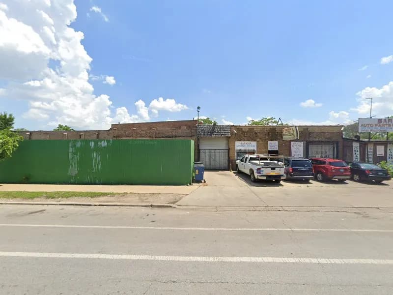 Sarabia Auto Parts And Auto Glass