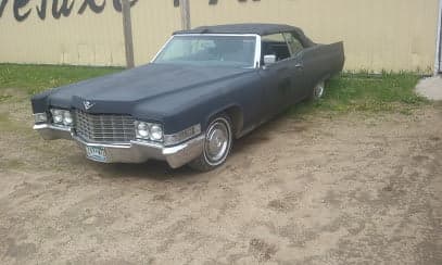 Skip's Deluxe Auto Parts