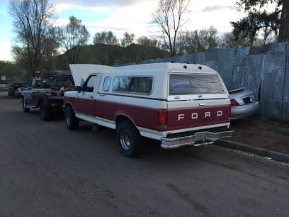 Dans Auto Salvage