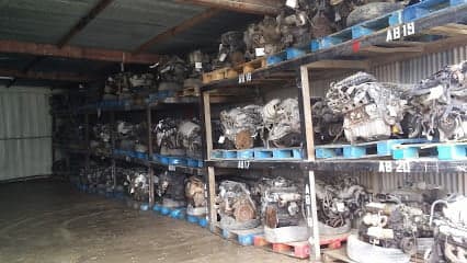 Twin Lakes Auto Salvage