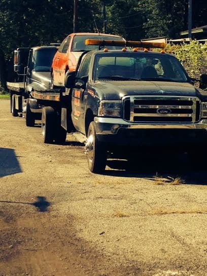 JUNK TRUCK & AUTO RECYCLERS