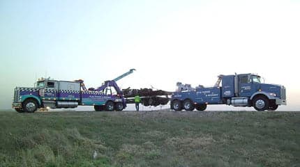 Lincoln Auto Parts & 24hr Towing
