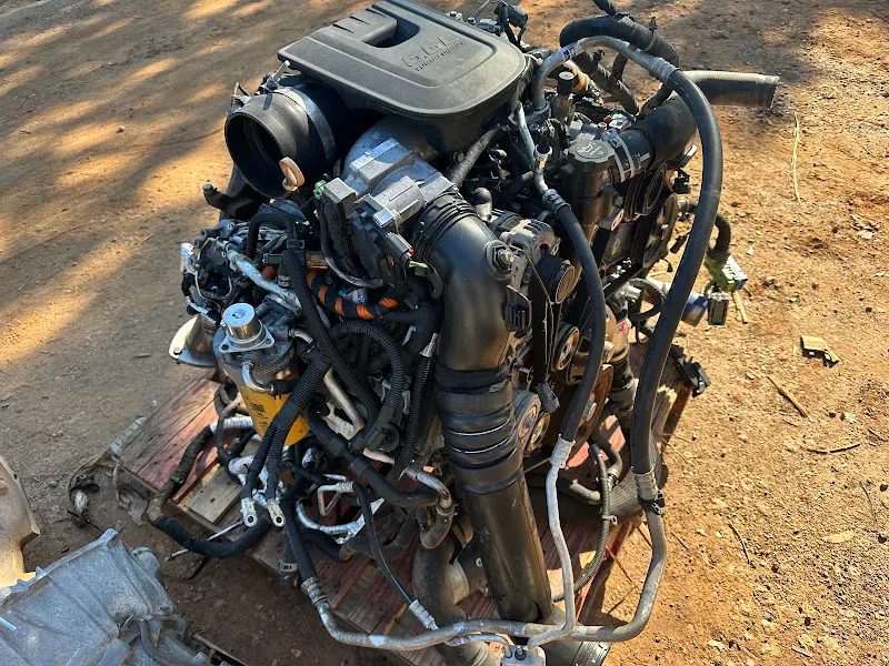 A & R Auto Parts photo 1