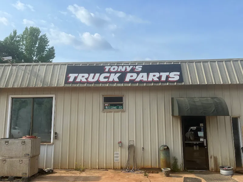 A & R Auto Parts photo 2