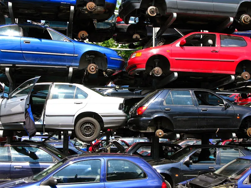 A & R Auto Parts photo 3