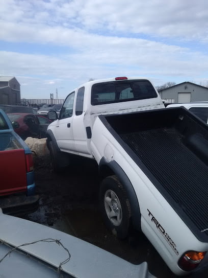 Paul's Auto Yard