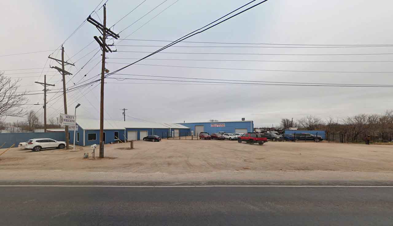 Mike's Wrecking Inc at 4005 Pine St, Abilene, TX 79601